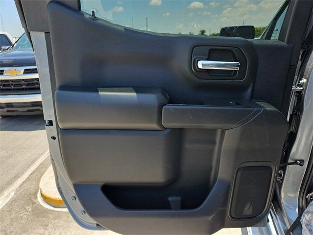 new 2025 Chevrolet Silverado 1500 car, priced at $40,007