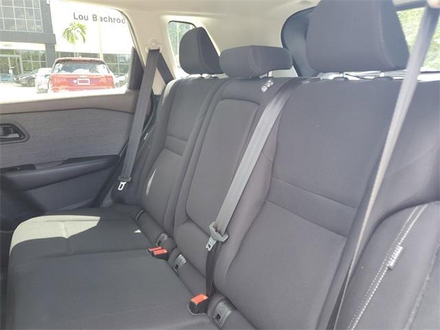used 2023 Nissan Rogue car, priced at $15,999