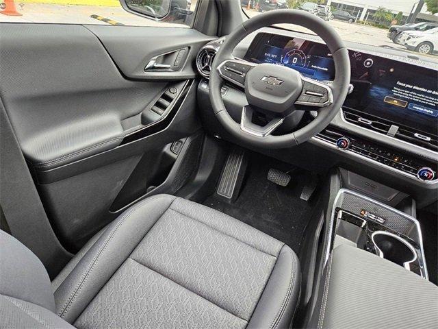 new 2025 Chevrolet Equinox car, priced at $25,260