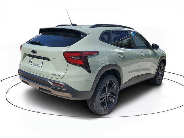 new 2025 Chevrolet Trax car, priced at $26,020