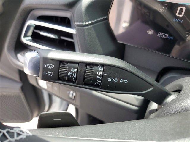 new 2025 Chevrolet Traverse car, priced at $40,469