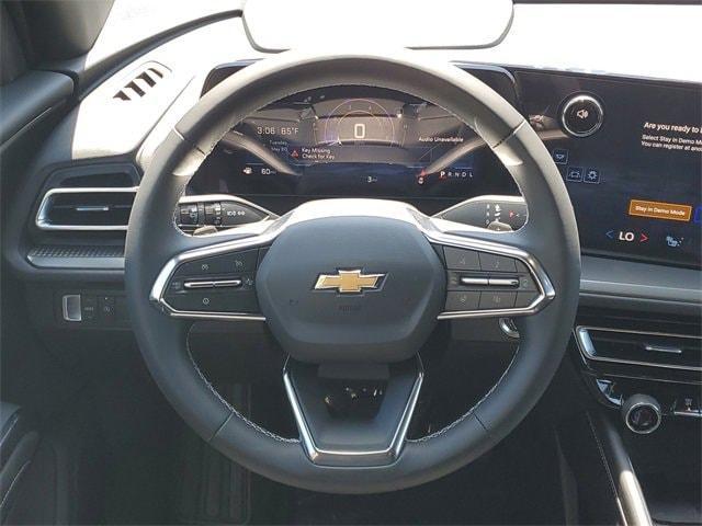 new 2025 Chevrolet Traverse car, priced at $42,569