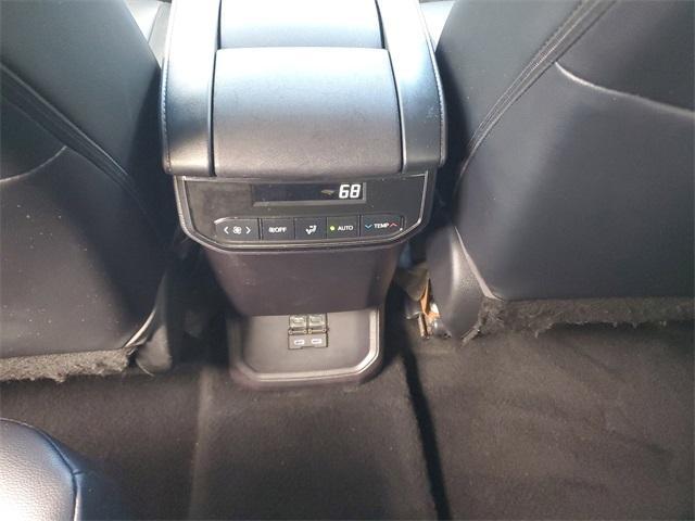 used 2022 Toyota Highlander car, priced at $29,499
