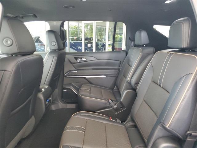 new 2026 Chevrolet Traverse car, priced at $56,884