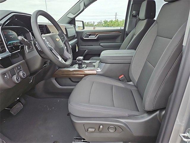 new 2025 Chevrolet Silverado 1500 car, priced at $43,737