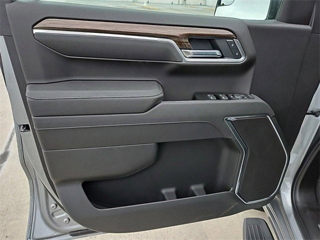 new 2025 Chevrolet Silverado 1500 car, priced at $43,737