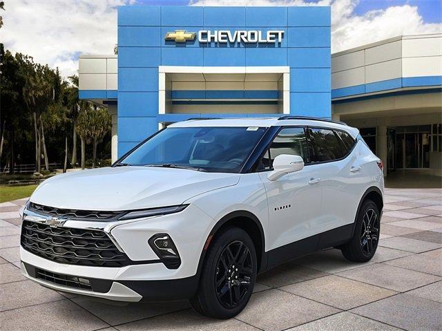 new 2025 Chevrolet Blazer car, priced at $32,565