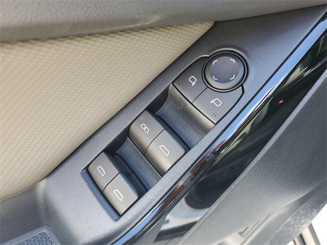 new 2026 Chevrolet Equinox car, priced at $27,085