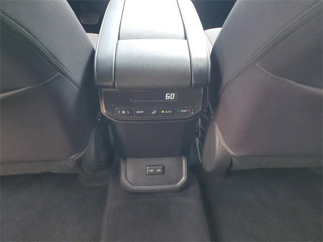 used 2022 Toyota Highlander car, priced at $25,999