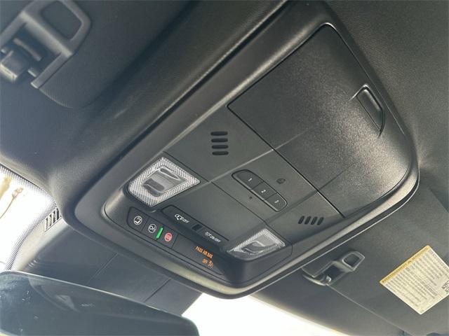 used 2024 Cadillac XT4 car, priced at $24,987