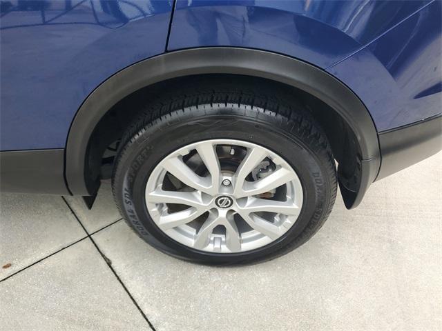 used 2022 Nissan Rogue Sport car, priced at $17,999