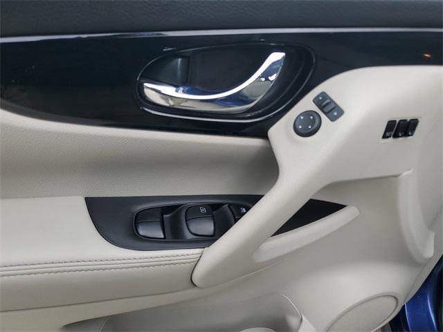 used 2022 Nissan Rogue Sport car, priced at $17,999