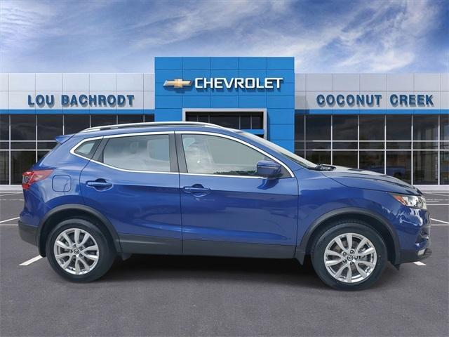 used 2022 Nissan Rogue Sport car, priced at $17,999
