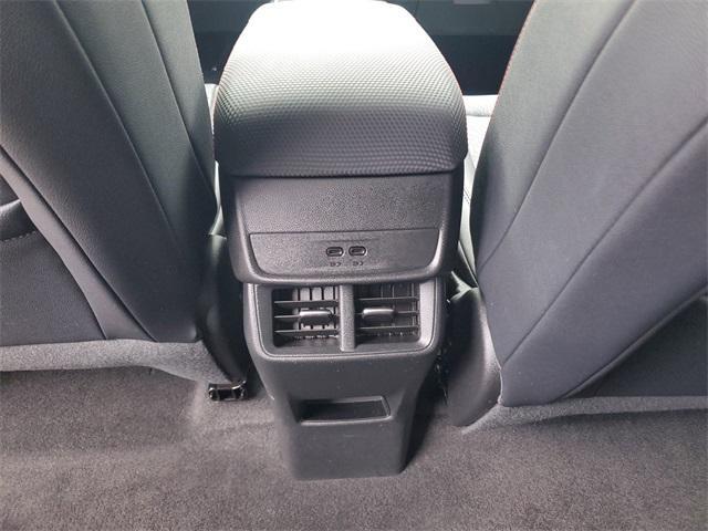 used 2025 Chevrolet Equinox car, priced at $28,799