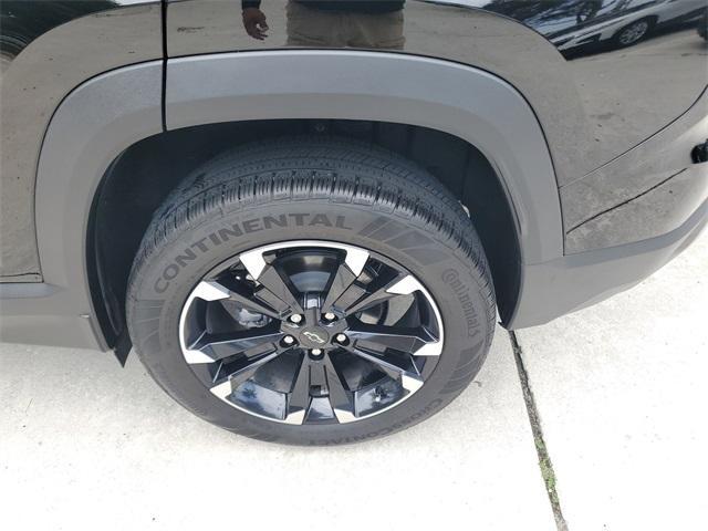 used 2025 Chevrolet Equinox car, priced at $28,799