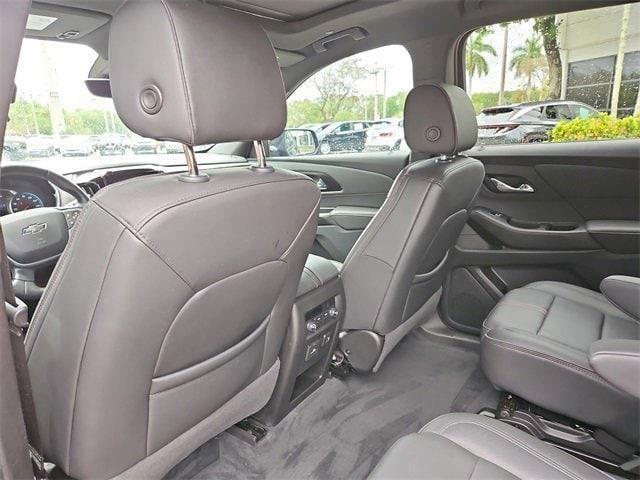 used 2023 Chevrolet Traverse car, priced at $32,891