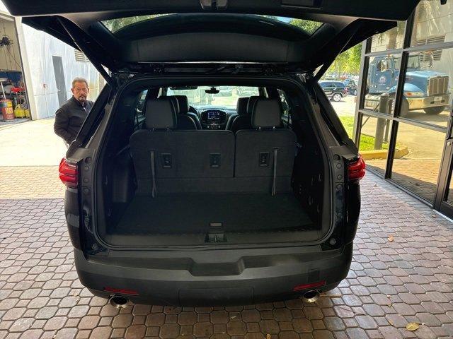 used 2023 Chevrolet Traverse car, priced at $35,765