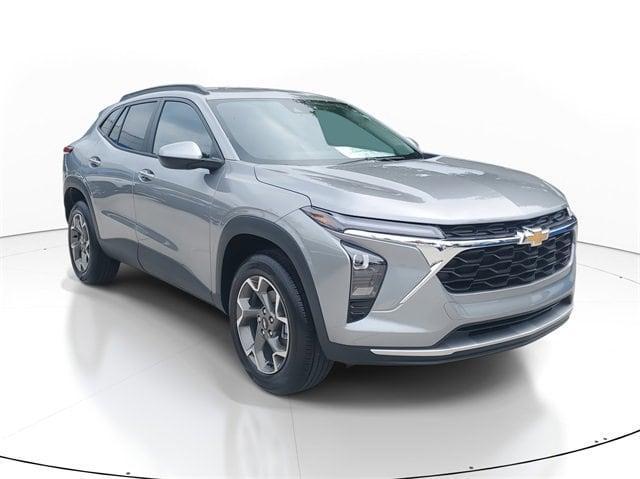new 2025 Chevrolet Trax car, priced at $22,285