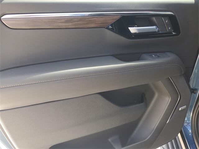 new 2026 Chevrolet Suburban car, priced at $71,879