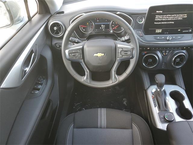 new 2025 Chevrolet Blazer car, priced at $32,910
