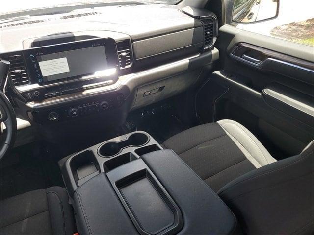 used 2024 Chevrolet Silverado 1500 car, priced at $32,915
