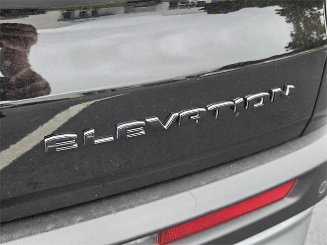 used 2025 GMC Acadia car, priced at $38,041