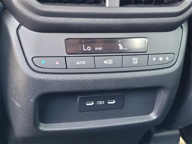 new 2025 Honda Pilot car, priced at $47,505