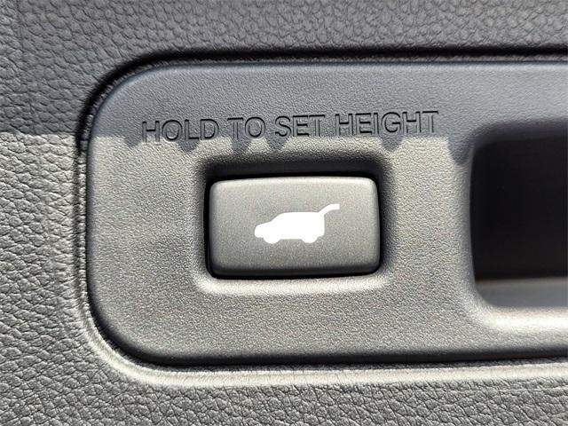 new 2025 Honda Pilot car, priced at $47,505