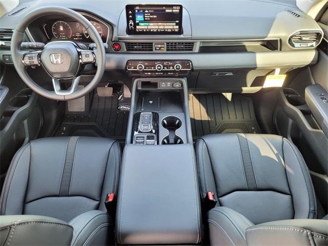 new 2025 Honda Pilot car, priced at $47,505