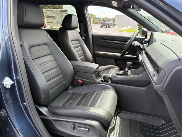 new 2025 Honda CR-V Hybrid car, priced at $39,000