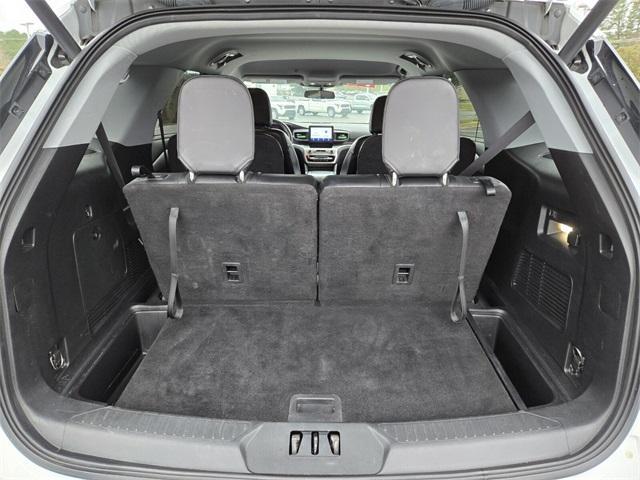 used 2022 Ford Explorer car, priced at $28,050