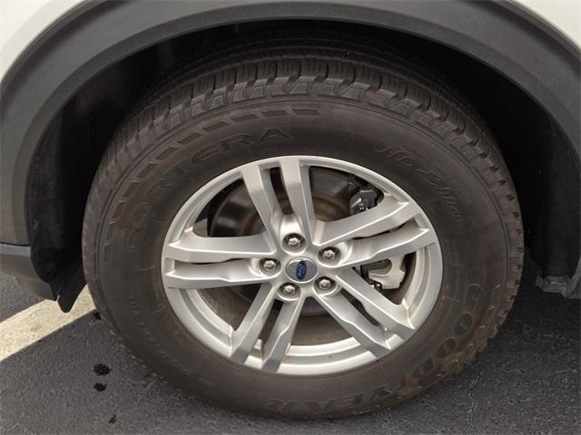 used 2022 Ford Explorer car, priced at $28,050