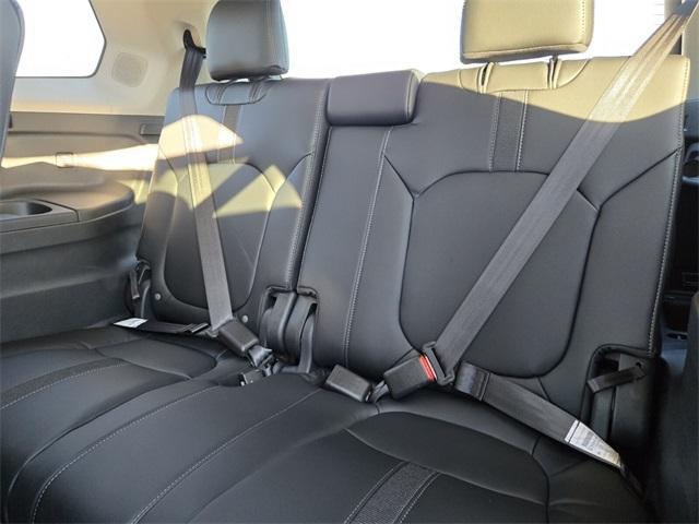 new 2025 Honda Pilot car, priced at $53,450