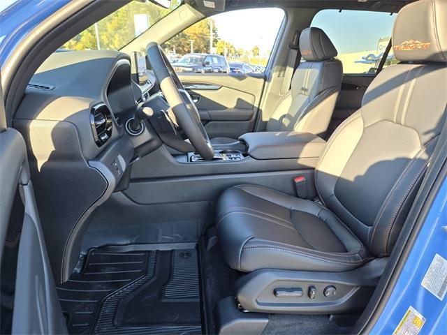 new 2025 Honda Pilot car, priced at $51,350