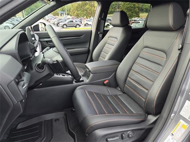 new 2026 Honda CR-V Hybrid car, priced at $40,175