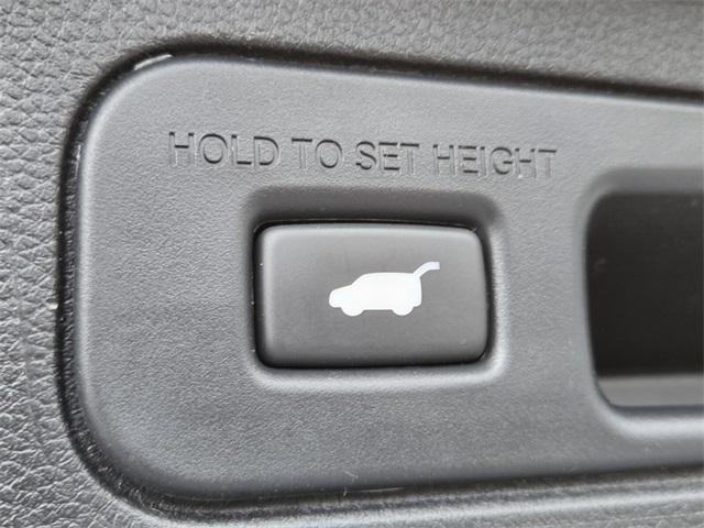 used 2023 Honda Pilot car, priced at $45,418