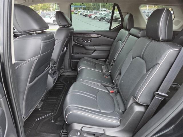 used 2023 Honda Pilot car, priced at $45,418