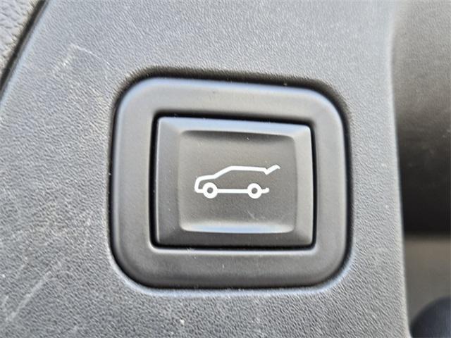 used 2023 Buick Envision car, priced at $31,385