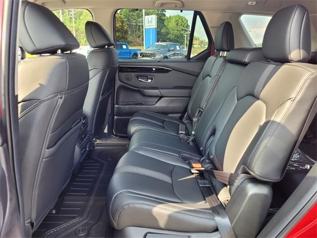 new 2025 Honda Pilot car, priced at $47,505