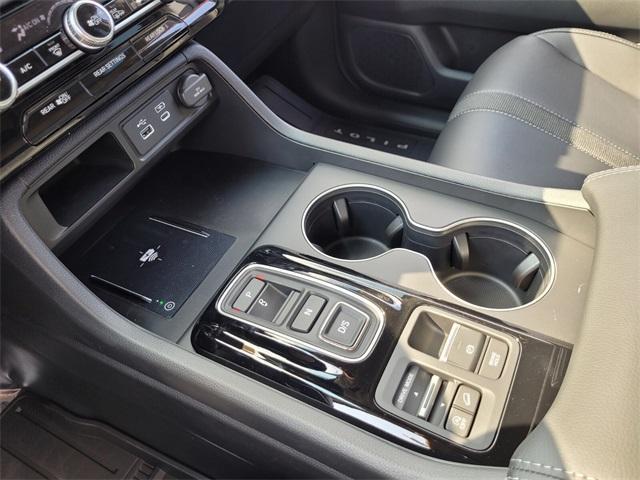 new 2025 Honda Pilot car, priced at $47,505