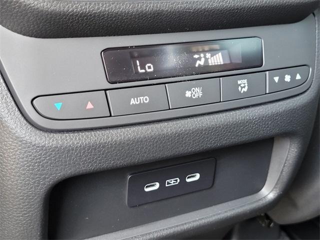 new 2025 Honda Pilot car, priced at $47,505