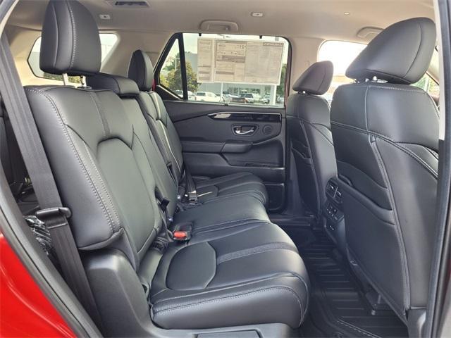 new 2025 Honda Pilot car, priced at $47,505