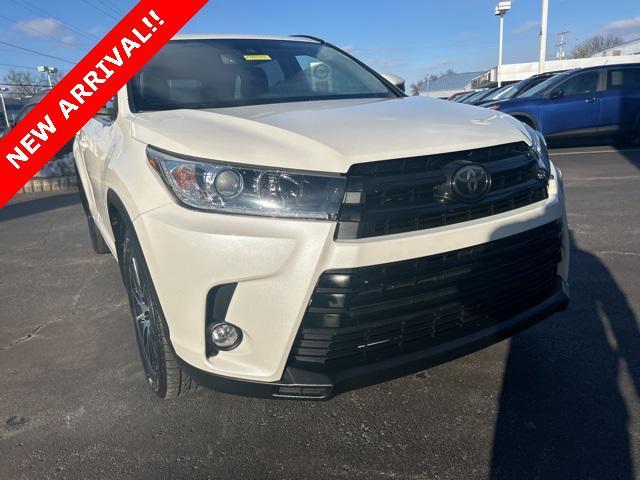 used 2018 Toyota Highlander car, priced at $26,000