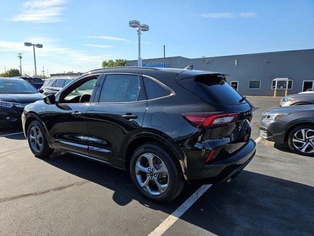 used 2023 Ford Escape car, priced at $24,499