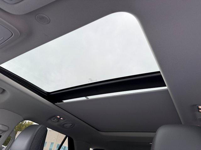 used 2025 Ford Explorer car, priced at $42,995