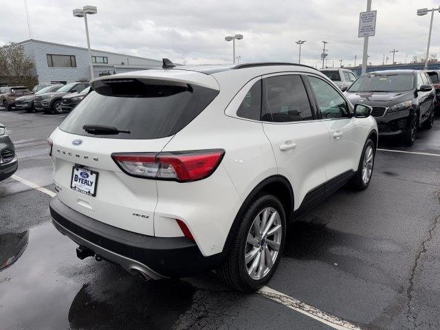 used 2022 Ford Escape car, priced at $24,743