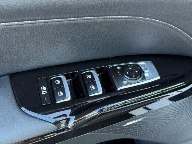 used 2025 Kia K5 car, priced at $29,941