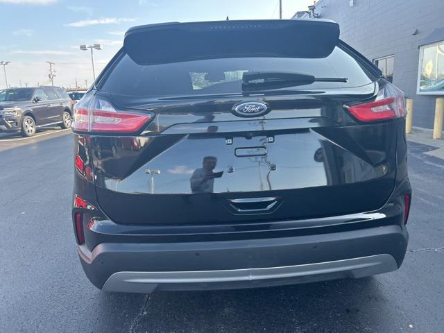 used 2022 Ford Edge car, priced at $28,000