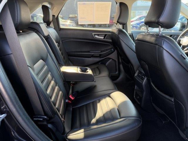 used 2022 Ford Edge car, priced at $27,044