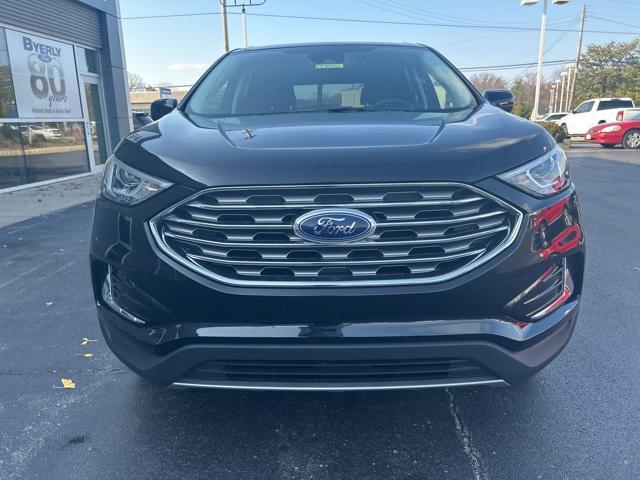 used 2022 Ford Edge car, priced at $28,000